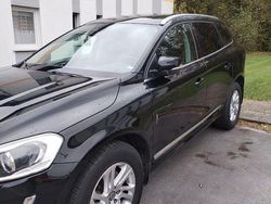 Schwarz Gebraucht 2015 Volvo XC60 Summum SUV | 14.500 € (Fairer Preis)