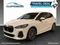 Alpinweiss Neu 2025 BMW 220 M Sport Van / Kleinbus | 44.615 € (Fairer Preis)