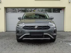 Grau Neu 2025 VW T-Roc Life SUV | 31.790 € (Superpreis)