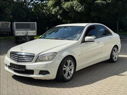 Calcitweiss/zirrusweiss Gebraucht 2009 Mercedes C220 Limousine | 9.990 € (Etwas zu teuer)