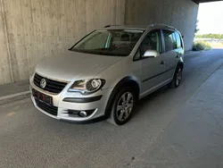 Silber Gebraucht 2008 VW Touran Cross Van / Kleinbus | 4.990 € (Fairer Preis)