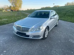 Silber Gebraucht 2010 Mercedes E250 Limousine | 6.800 € (Superpreis)