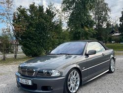 Grau Gebraucht 2002 BMW 320 Cabriolet M Sport Cabrio | 11.990 €