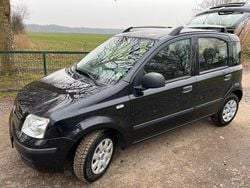 Schwarz Gebraucht 2011 Fiat Panda Dynamic Limousine | 4.100 € (Etwas zu teuer)