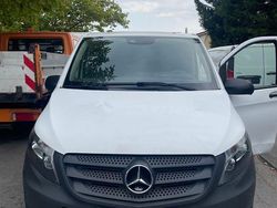 Weiß Gebraucht 2018 Mercedes Vito Van / Kleinbus | 5.000 €