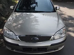 Silber Gebraucht 2005 Ford Mondeo Ghia Limousine | 1.700 € (Fairer Preis)
