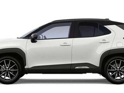 Platinweiß metallic / d... Neu 2025 Toyota Yaris Hybrid Sport SUV | 32.316 € (Etwas zu teuer)