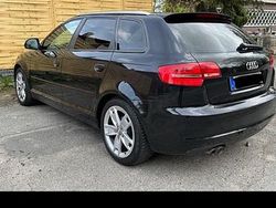 Schwarz Gebraucht 2009 Audi A3 Sportback Kleinwagen | 3.500 € (Fairer Preis)