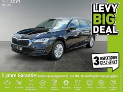 Schwarz magic perleffekt Gebraucht 2024 Skoda Octavia Kombi | 27.490 € (Superpreis)
