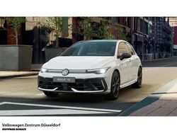 Weiß Neu 2025 VW Golf VIII Black Edition Limousine | 56.880 € (Teuer)