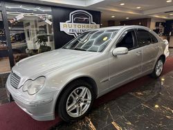 Silber Gebraucht 2003 Mercedes C180 Limousine | 3.950 € (Etwas zu teuer)