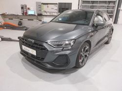Grau Gebraucht 2025 Audi A3 S-Line Limousine | 41.990 €