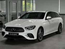 Weiß Gebraucht 2022 Mercedes E200 AMG line Limousine | 38.870 € (Etwas zu teuer)