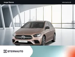 Roségold Gebraucht 2023 Mercedes B180 AMG line Van / Kleinbus | 32.980 € (Etwas zu teuer)