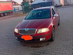 Rot Gebraucht 2006 Skoda Octavia Kombi | 1.700 € (Guter Preis)