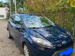 Blau Gebraucht 2009 Ford Fiesta Kleinwagen | 2.500 € (Fairer Preis)