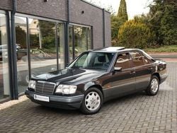 Schwarz Gebraucht 1995 Mercedes E420 Limousine | 44.950 €