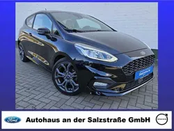 Iridiumschwarz metallic Gebraucht 2017 Ford Fiesta ST-Line Kleinwagen | 12.398 € (Teuer)