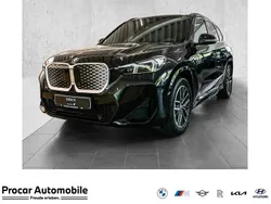 Schwarz Neu 2025 BMW iX1 M Sport SUV | 55.880 € (Fairer Preis)