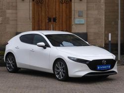 Weiß Gebraucht 2020 Mazda 3 Limousine | 18.950 € (Etwas zu teuer)