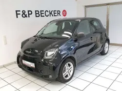 Schwarz Gebraucht 2022 Smart ForFour Electric Drive Kleinwagen | 9.390 € (Fairer Preis)