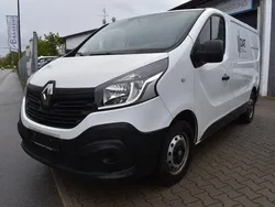 Weiß Gebraucht 2019 Renault Trafic Komfort Van | 15.890 € (Teuer)