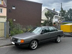 Grau Gebraucht 1989 Audi 100 Limousine | 2.150 €