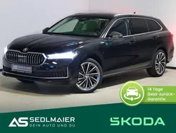 Ebony schwarz Gebraucht 2025 Skoda Superb LAURIN & KLEMENT Kombi | 47.900 €