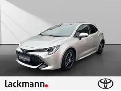 Silber Gebraucht 2019 Toyota Corolla Club Limousine | 18.990 € (Fairer Preis)