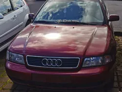 Rot Gebraucht 1998 Audi A4 Limousine | 1.199 € (Superpreis)
