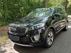 Schwarz Gebraucht 2016 Kia Sorento Platinum Edition SUV | 17.500 € (Fairer Preis)