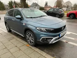 Ozean blau Gebraucht 2022 Fiat Tipo Cross Kombi | 24.990 € (Teuer)