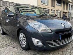 Schwarz Gebraucht 2011 Renault Grand Scénic III Van / Kleinbus | 3.300 € (Fairer Preis)
