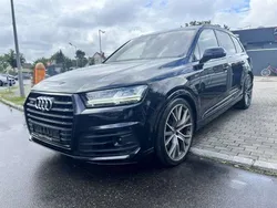 Orcaschwarz Gebraucht 2016 Audi SQ7 Sport SUV | 39.900 € (Teuer)