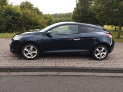 Blau Gebraucht 2010 Renault Mégane III Dynamique Coupé | 2.300 € (Superpreis)