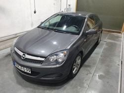 Grau Gebraucht 2009 Opel Astra GTC Limousine | 3.199 € (Guter Preis)