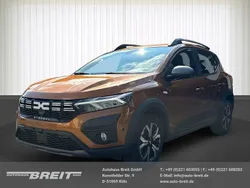 Orange Gebraucht 2023 Dacia Sandero Expression Kleinwagen | 15.990 € (Superpreis)