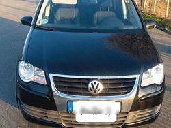 Schwarz Gebraucht 2009 VW Touran United Van / Kleinbus | 4.990 € (Fairer Preis)