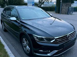 Schwarz Gebraucht 2015 VW Passat Alltrack Kombi | 13.999 € (Teuer)