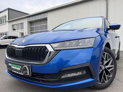 Raceblau Gebraucht 2022 Skoda Octavia Ambition Kombi | 21.460 € (Guter Preis)