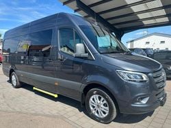 Grau Gebraucht 2025 Mercedes Sprinter Van | 66.521 €