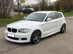 Weiß Gebraucht 2009 BMW 118 M Sport Kleinwagen | 3.400 € (Guter Preis)