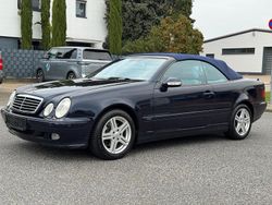 Blau Gebraucht 2001 Mercedes CLK200 Cabrio | 3.500 € (Guter Preis)