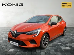 Orange Gebraucht 2024 Renault Clio V Equilibre Limousine | 18.988 € (Guter Preis)