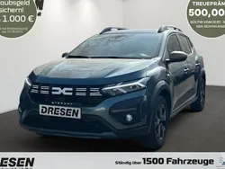 Gruen Neu 2025 Dacia Sandero Extreme Kleinwagen | 21.185 € (Fairer Preis)