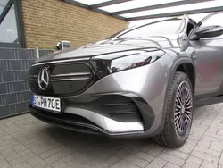 Grau Gebraucht 2021 Mercedes EQA250 AMG line SUV | 32.000 € (Etwas zu teuer)