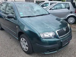 Grün Gebraucht 2007 Skoda Fabia Classic Limousine | 1.490 € (Guter Preis)