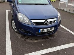 Blau Gebraucht 2010 Opel Zafira Edition Van / Kleinbus | 1.777 € (Guter Preis)