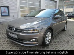 Grau Gebraucht 2020 VW Polo Comfortline Limousine | 14.490 € (Guter Preis)