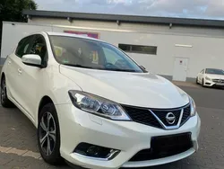Weiß Gebraucht 2015 Nissan Pulsar Acenta Limousine | 5.599 € (Fairer Preis)